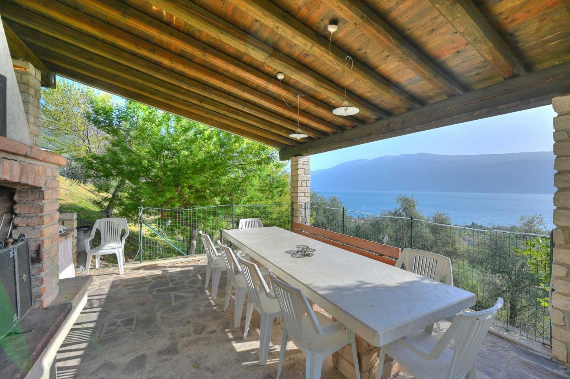 Agriturismo L'Uliveto Gargnano Exterior foto